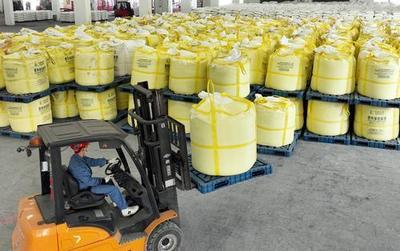 湖南石化日产2000吨硫酸铵助推春耕生产，保障化肥市场供应